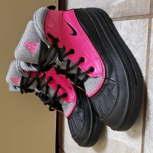 Nike Girls Boots